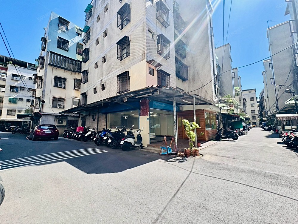 可營登~可入籍~後港黃金三角窗住辦店面 - Image 1