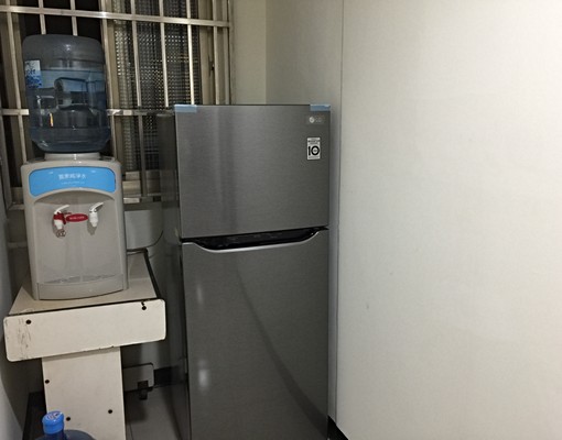 捷運出口旁，近中山大學舒適電梯套房 - Image 5
