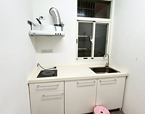 遠百集福透天2房【室內陽台+獨立洗衣機】一層一戶 - Image 6