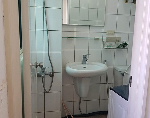 近三民高中站/電梯套房/採光佳/屋主自租 - Image 5