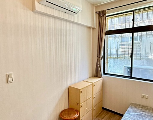 【限女性,全新變頻冷暖氣】捷運站300公尺,全新床墊,採光好 - Image 9