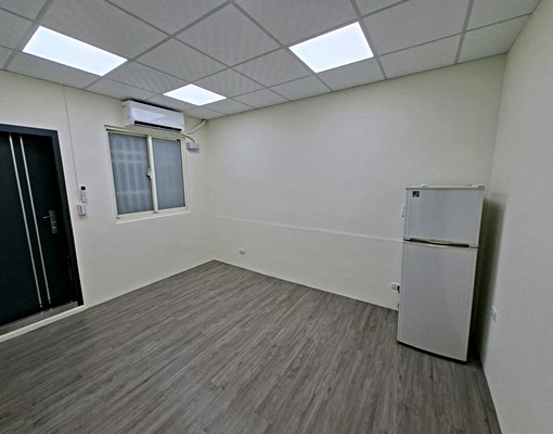 #菜寮站#全新裝潢#正兩房#變頻冷氣#可申請租補#家具可談 - Image 1