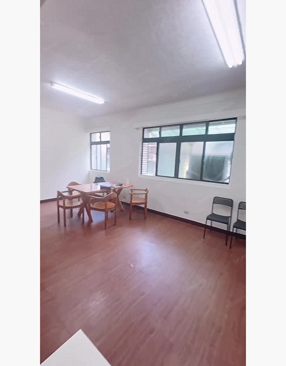 星鴻社宅😊優質美寓採光極佳/可租補屋況佳免收服務費 - Image 1