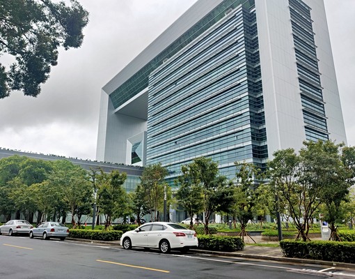 信義路上有電梯獨棟華廈一樓可作辦公室個人工作室~ - Image 6