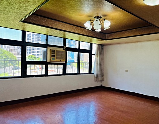 稀有大四房/重新粉刷/近先嗇宮站/大都會公園(租金可議) - Image 2