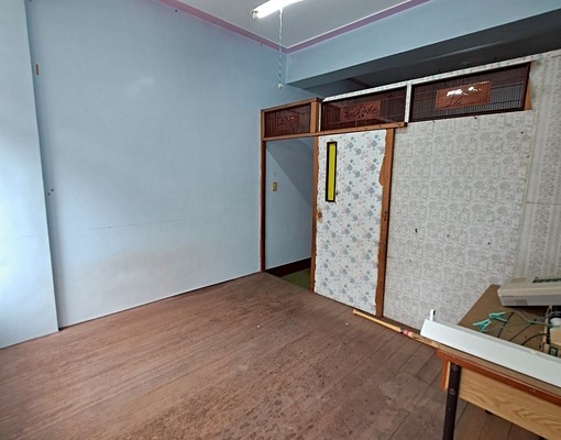 新營8米路透天店面住家 - Image 5