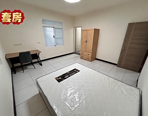 台南大學附近公寓一樓全新整修雅房或獨立套房(限女學生) - Image 1
