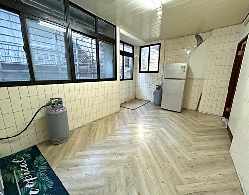 龍山寺/新整理格局方正大面採光/家具齊全空間大/可開伙機能佳 - Image 14