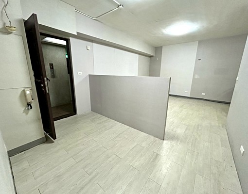 六張犁、電梯管理租補可寵包裹垃圾收可炊獨洗曬乾濕分離大空間 - Image 13