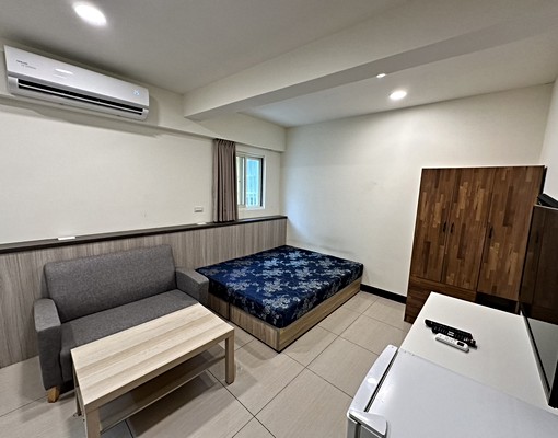 洽洽好租🏡桃園後站台電低樓層2樓獨洗有外推窗 - Image 2