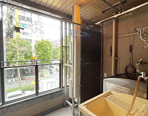 台北仁愛林蔭/精華地段/近國父紀念館/含車位/可寵/可報稅 - Image 12