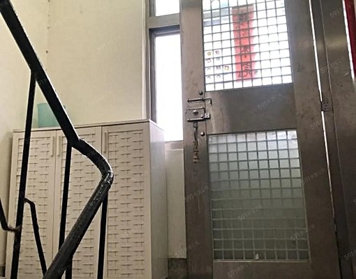 易居社宅近江子翠6分鐘家具全附!!!可租補 - Image 2