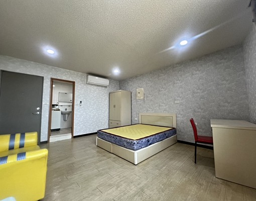 台南租屋~東門電梯套房(501) - Image 1