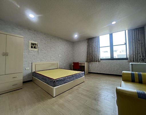 台南租屋~東門電梯套房(501) - Image 3