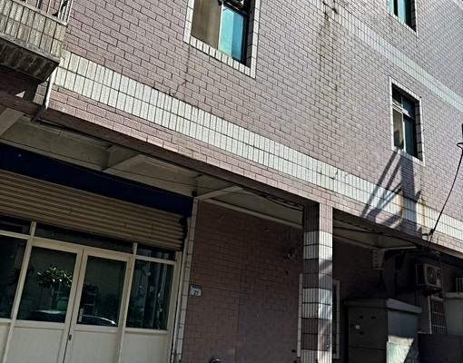 興隆街透天可做宿舍~台灣房屋楊明仁 - Image 1