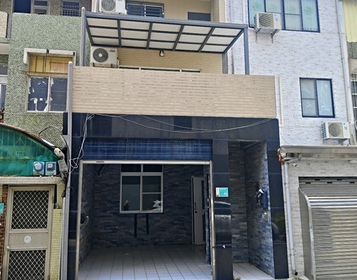 北區西門路4段7巷3樓透天厝 - Image 1