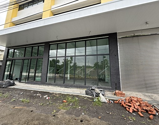 燕巢高應大正對面超大面寬挑高5.8米黃金店面 - Image 13