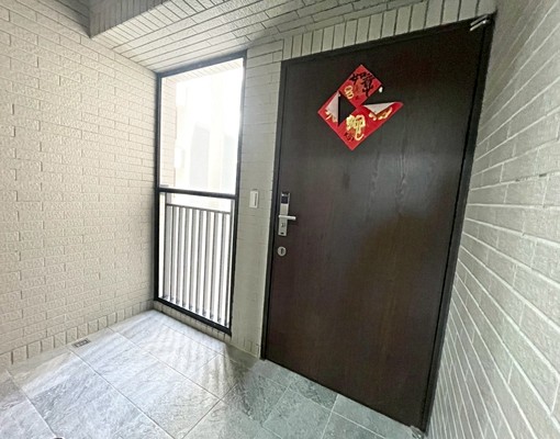 楠梓高大特區~遠見峰悅高樓層採光明亮3房平車(可租補) - Image 2