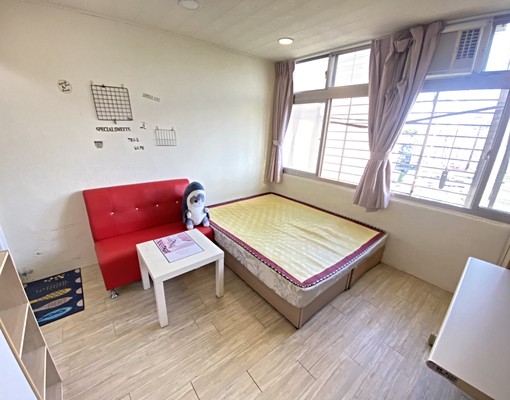 淡江大學裝潢學生採光海景套房 - Image 1
