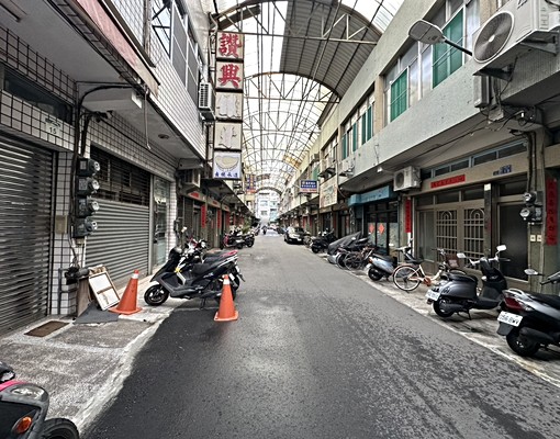 五甲商圈近自強夜市住店透天 - Image 2