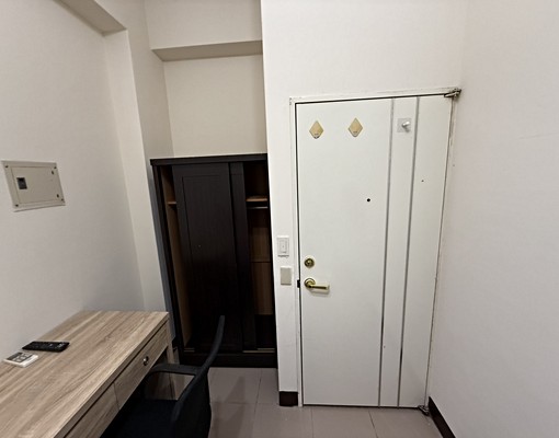 【可租補】金山街後段獨立洗衣機&電梯大樓適合小資族套房出租 - Image 7