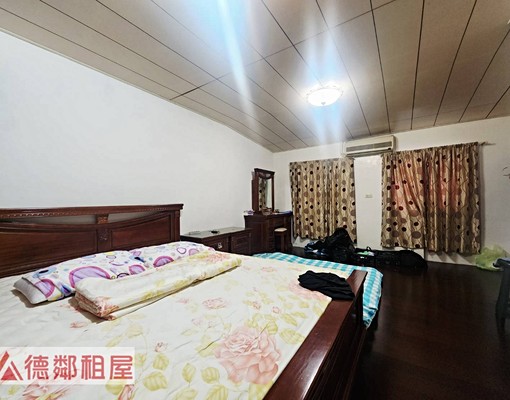 P2534連城路透天超大空間⛪(可租補報稅) - Image 8