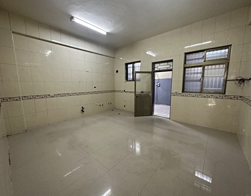 (租)稀有【成功學區】門口有車位-臨路一樓金透店 - Image 4