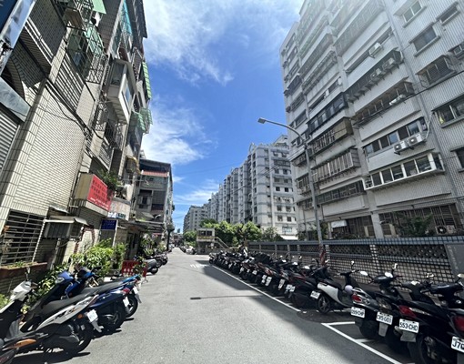 佳瑪商圈-樓中樓,百萬裝潢,可租補 - Image 10