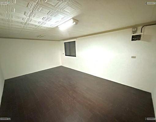 新莊中信街頂加🎉可租補🎉報稅入籍🎉可談寵物 - Image 4