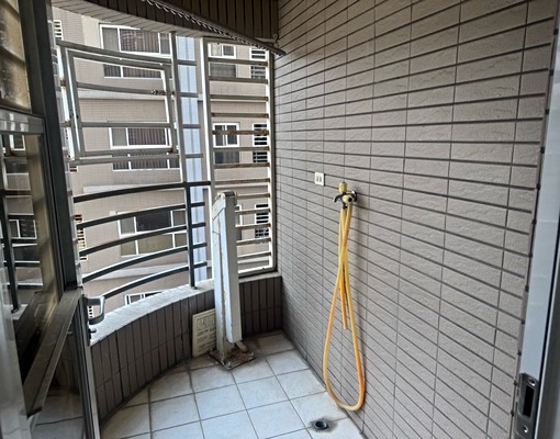 新莊街2房含管附傢俱電 - Image 9