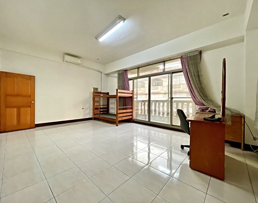 邊間大透天兩房可停多車💥鬧中取靜戶戶單純🉑租補社會住宅 - Image 10