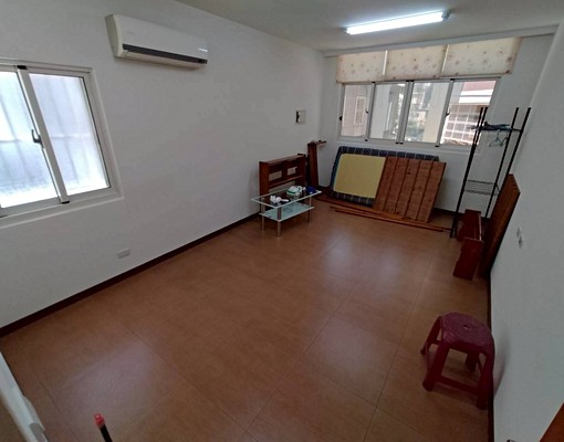 西區整棟透天可寵可營登租補可停雙車店住合一 - Image 7