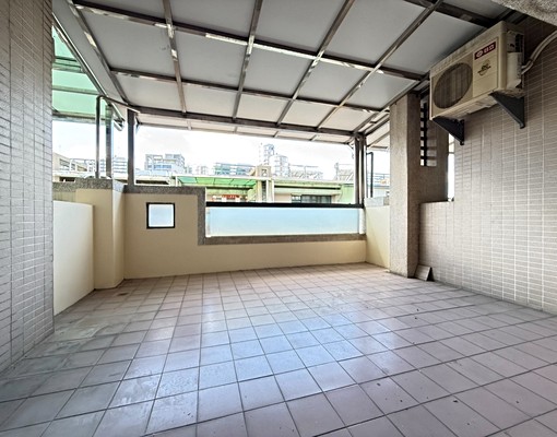 近潭子運動公園★潭子四房透天別墅★家具可談★雙車位❗ - Image 15