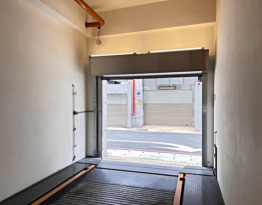 機械式停車塔,可停中小型休旅車,尺寸表下方圖示有詳列~ - Image 3