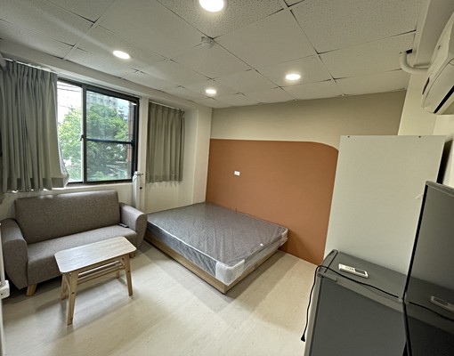 近中原可租補優質電梯套房/可貓/代收垃圾 - Image 1