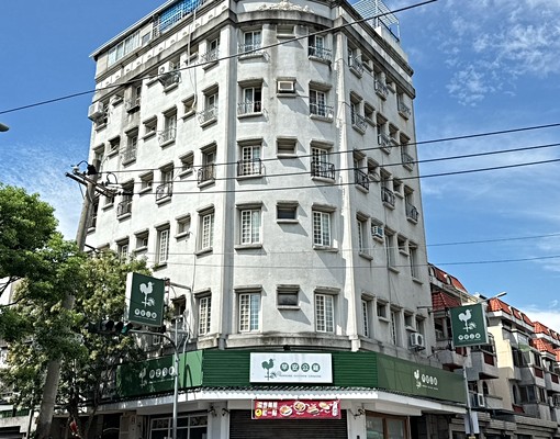 陳平路優質低樓層好出入華廈三房主臥大浴缸乾濕分離 - Image 1