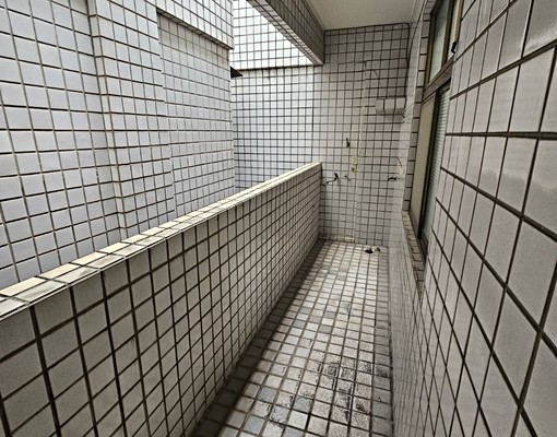 靠近麥當勞正陽明路上透天店面(B1-5F) - Image 12