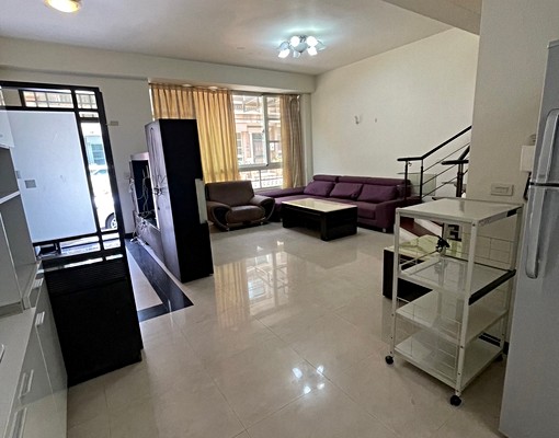 近中科西屯路旁前院別墅 - Image 4