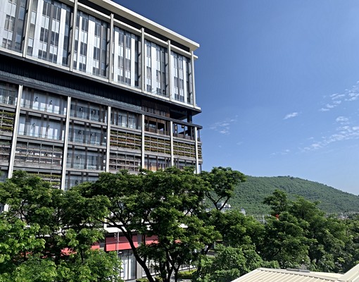 左營新光三越對面大陽台套房(可申請租屋補助) - Image 2