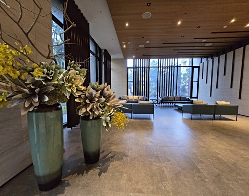 頂樓景觀戶,近金山街園區入口,實驗中小學區工作交通餐飲都便捷 - Image 1