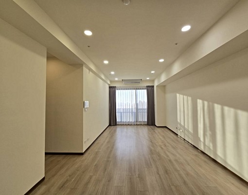 專任頂樓景觀戶,近金山街園區,實驗中小學區工作交通餐飲都便捷 - Image 2