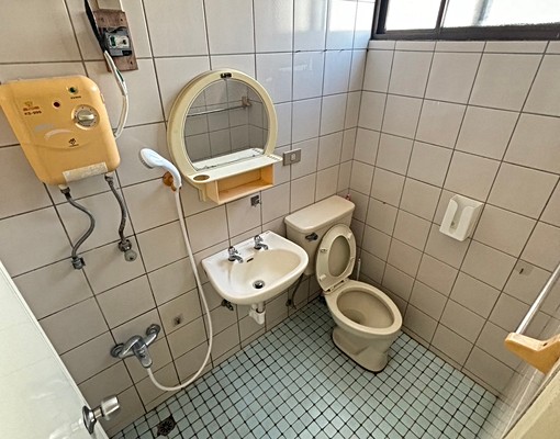 逢甲精華地段套房 - Image 4