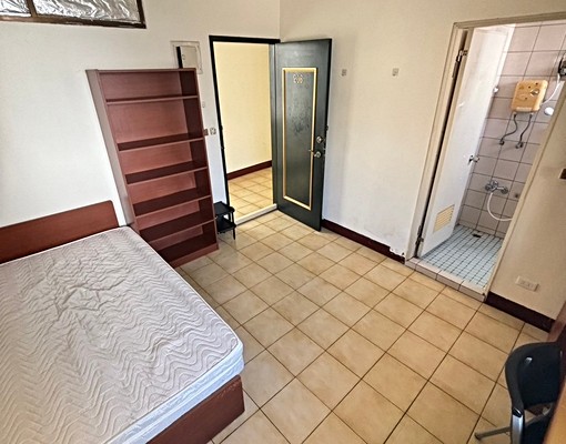 逢甲精華地段套房 - Image 2