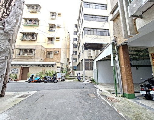 鼓山區公所.透天3樓住宅.可停雙車 - Image 14
