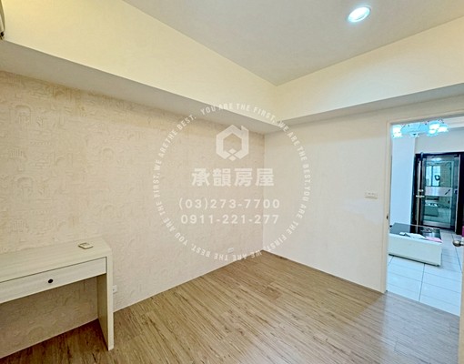 藝文特區優質兩房💛高CP值含管理費💛一卡皮箱可入住 - Image 9