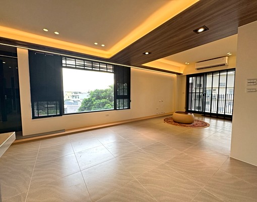 近巨城商圈|全新美裝潢採光大3房含車 - Image 2