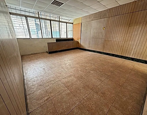 旱溪夜市東英公園旁/巷內透天雙店面百坪/可倉庫工作室營登停車 - Image 11