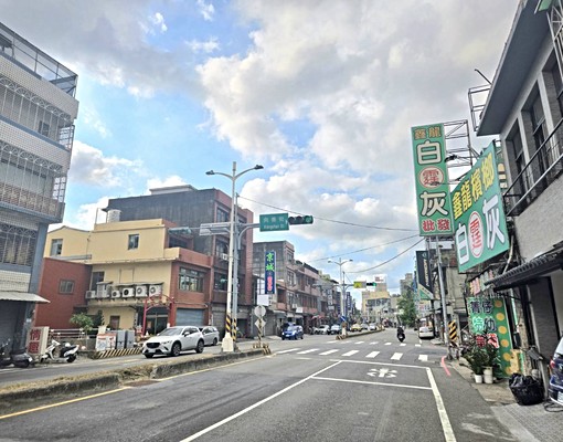正春日路旁透天厝可當店面住家 - Image 2