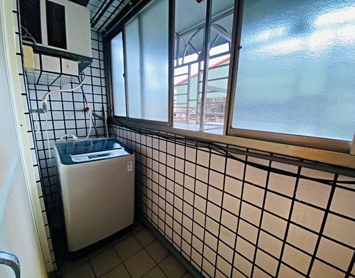 雙百貨都會公園溫馨雅緻美套房 - Image 9