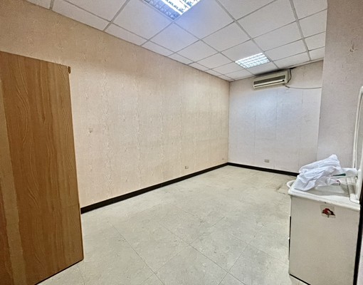 【凌群】近捷運士林站/25坪大三房/採光美寓 - Image 5